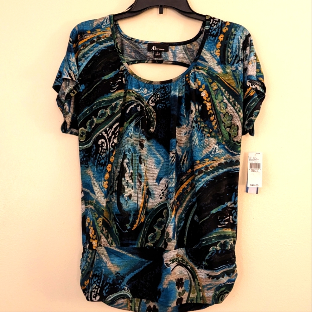 AB Studios NWT Picture Perfect Shirt